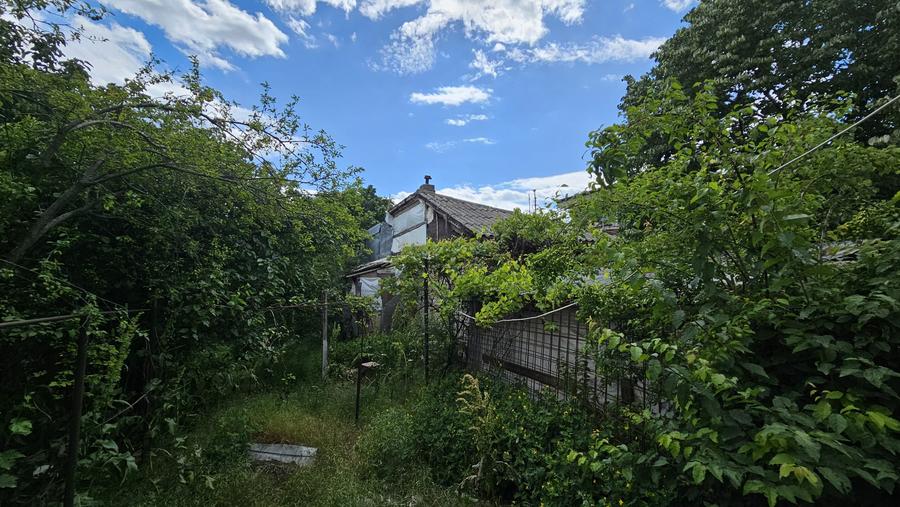 Teren 410 mp deschidere 17 m si casa demolabila Prelungirea Ghencea str Culturii