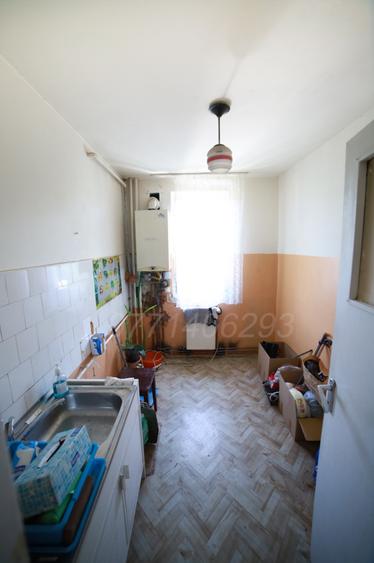 2 Camere Astra-Saturn, liber, 85000Euro