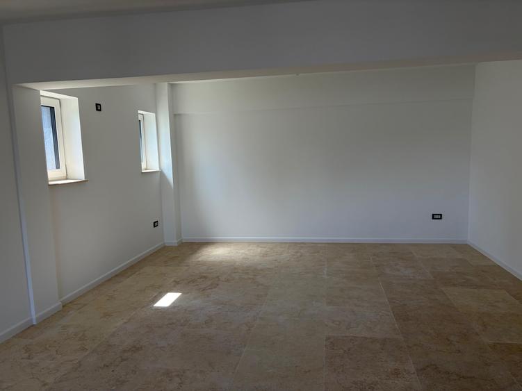 Spatiu comercial, birouri - zona OXYGEN GALATA
