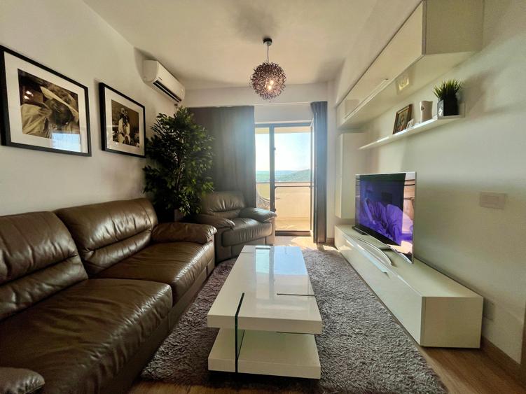 Apartament de vanzare, 3 camere, decomandat, 52 mp, Nicolina