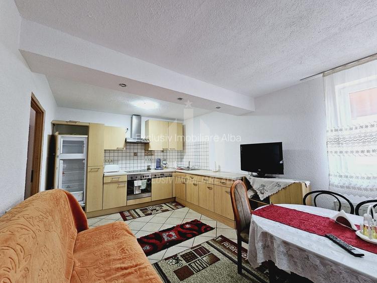 Casa tip duplex | De inchiriat | 89 mp | 3 dormitoare | Barabant - 2