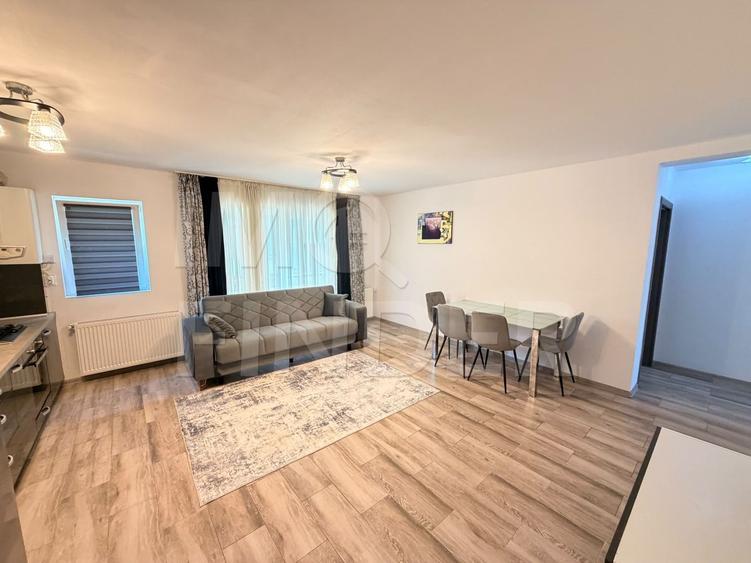 Apartament cu 3 camere, 70 mp, balcon – zona BMW, Florești