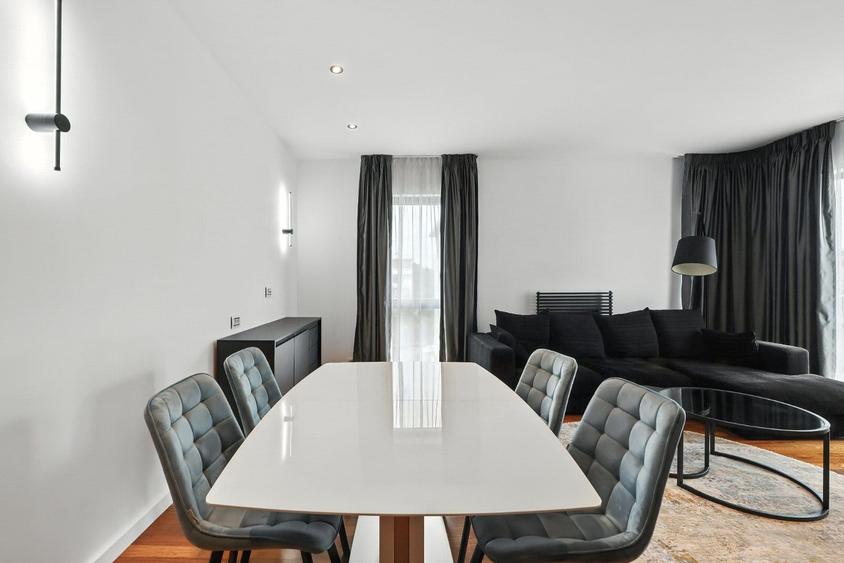 Inchiriere Apartament 3 Camere / 2 Locuri de Parcare/ Boxa
