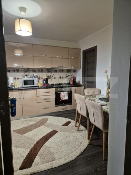 Vand sau schimb cu apartament vila superba cu 3 dormitoare in Ungheni