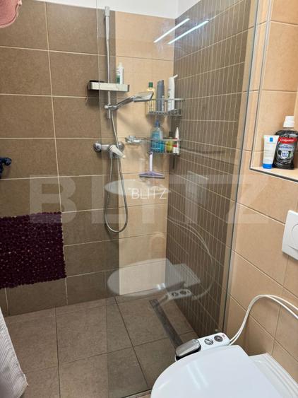 Apartament cu 3 camere, aer conditionat, etaj intermediar, lift, parcare - 7