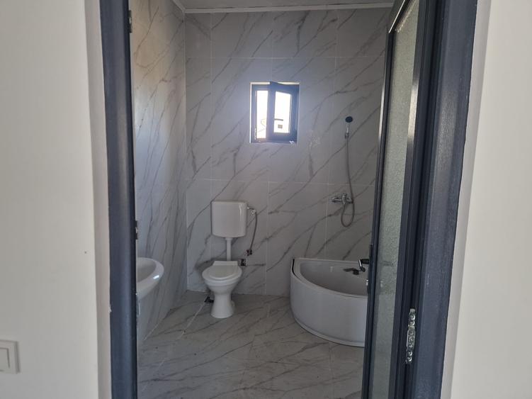Agenție imobiliară vindem casă la sol în Năvodari