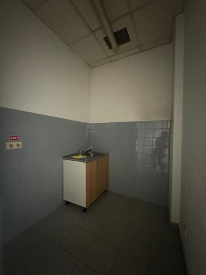 CLADIRE DE BIROURI S+P+4E