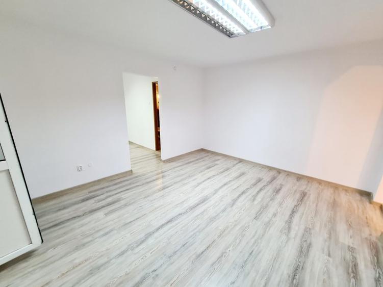 2 camere Bd. Balcescu - Sephora parter nemobilat pentru firma