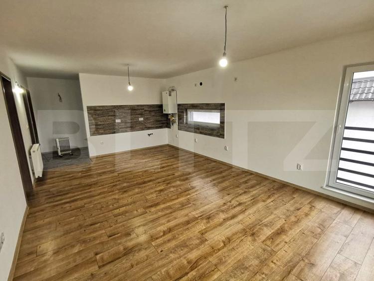 Apartament cu 3 camere de vânzare, 73 mp, în bloc nou, 2024, zona Dedeman