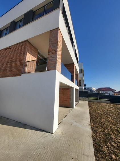 Casa tip dulpex 160 mp, teren 280 mp, parcare Iris