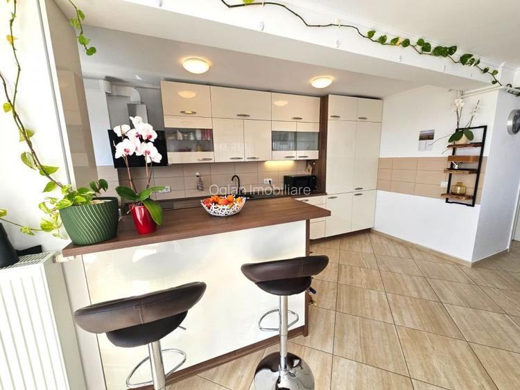 Penthouse cu vedere spre munti, terasa, boxa, Avantgarden 0% Comision - 15