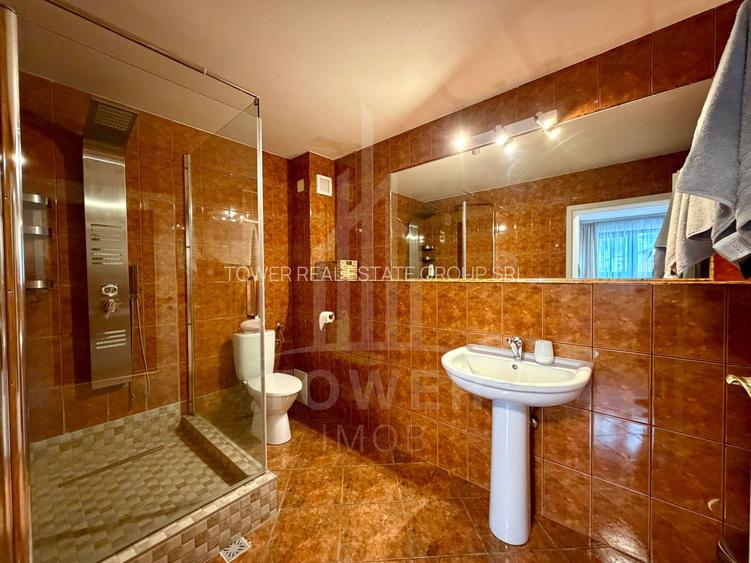 Casă premium de vânzare- zona Ștrand - 38