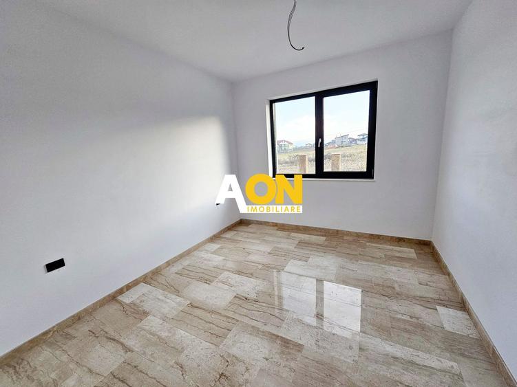 Casa finisata la cheie, 4 camere, 500 mp teren, Micesti