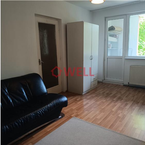 DE VÂNZARE APARTAMENT CU 3 CAMERE