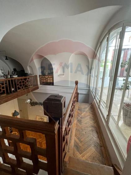 Apartament cu 4 camere de închiriat în zona Dacia pretabil birou