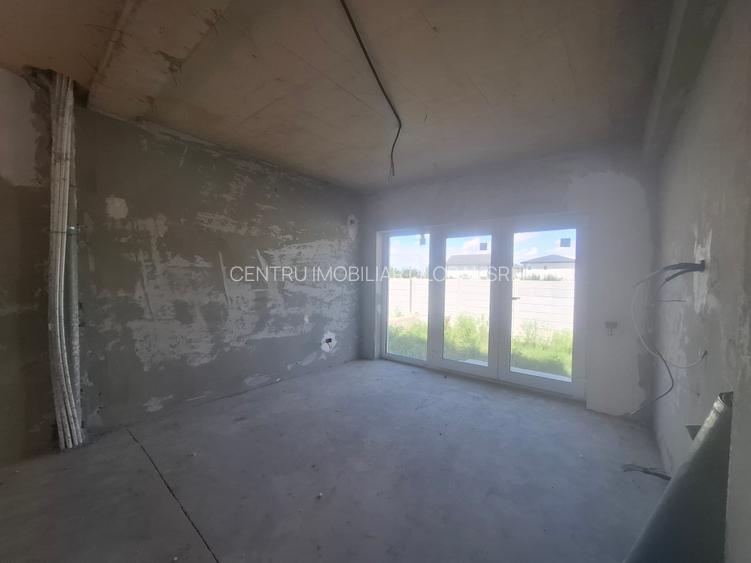 ​Vilă Individuală P+1E+Mansardă | Construcție Solidă, Toate Utilitățile - 16