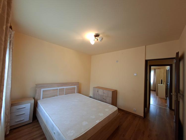 De inchiriat 2 camere