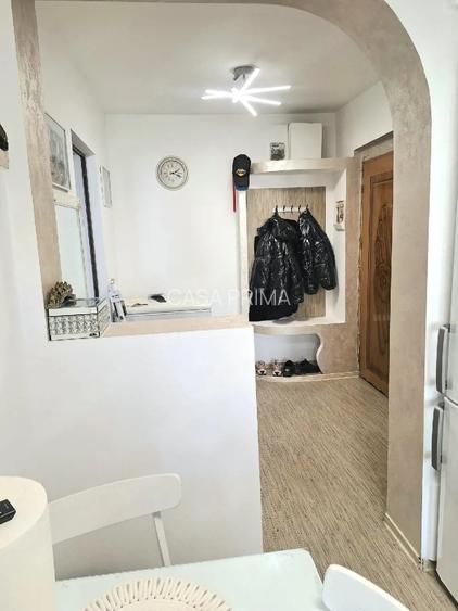 Apartament 2 camere decomandat, etaj intermediar, centrala, AC, Dacia - 9