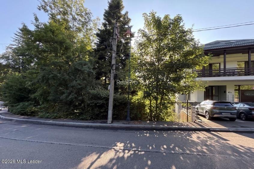 Sinaia - Drumul spre Peles, Teren 580 mp - Front 18 ml, Oportunitate! - 2