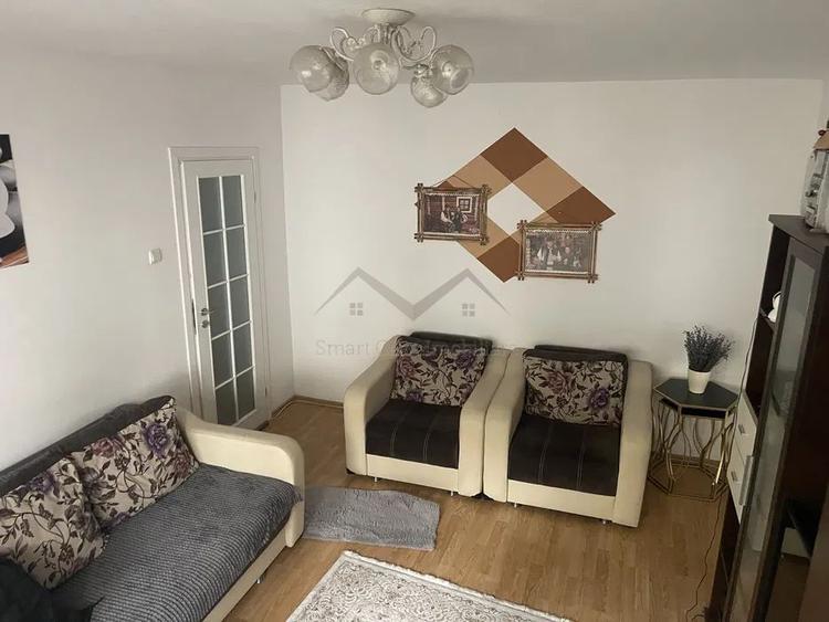 Apartament 2 camere Pacurari etajul 2