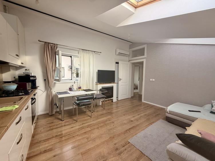 Apartament 3 camere, 2 bai - Dumbravita