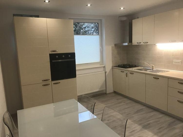 Apartament 3 camere zona PALAS / 3 rooms PALAS