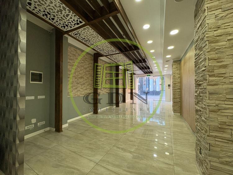 Spatiu Comercial, S+P+E+M, 240 mp, Ultracentral