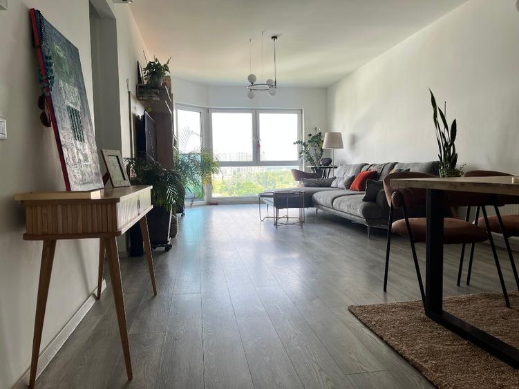 Bright 1-Bed Flat with Panoramic Lake & Park Views - Floreasca