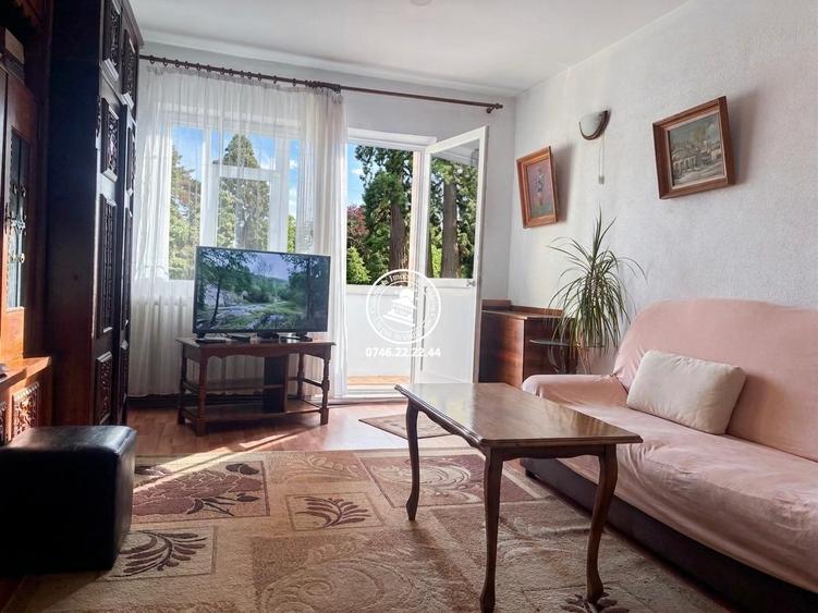 Apartament 3 camere decomandat Centru -Tg Cucu