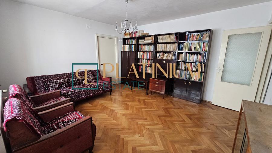 P4618 Apartament semidecomandat cu 3 camere in zona Soarelui