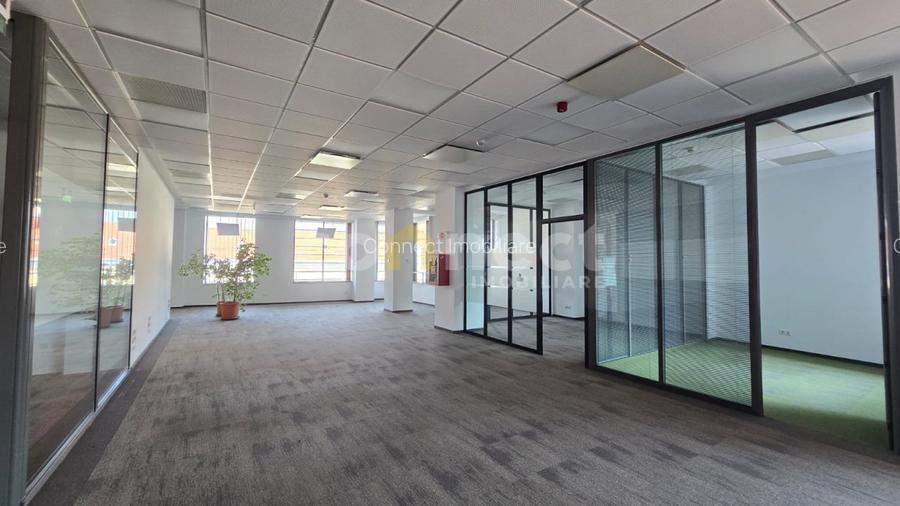 Birouri moderne de inchiriat 900 mp I Parcare subterana I Ultracentral Cluj - 4