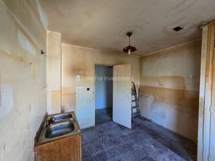 Apartament 2 Camere, Zona Aradului, Etaj 4, Necesita Renovare - 6