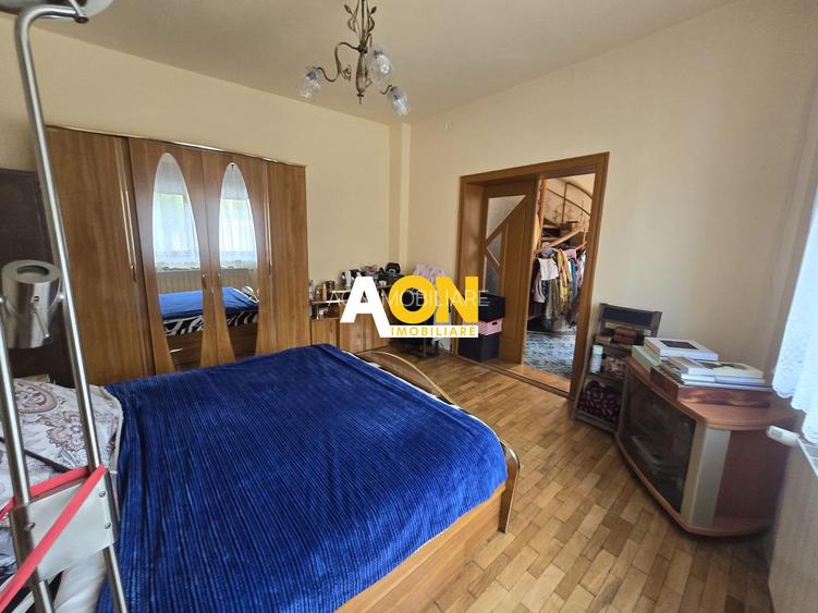 Vila cu 6 Camere,  Zona Centrala - 4