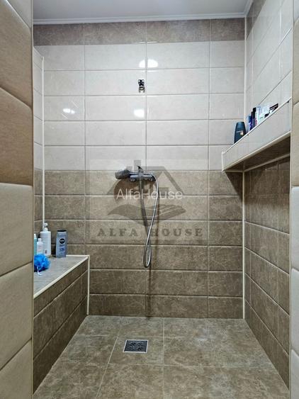 Casă plus Spațiu comercial 741 mp, Teren 906 mp Brasov - zona Blumana - 27