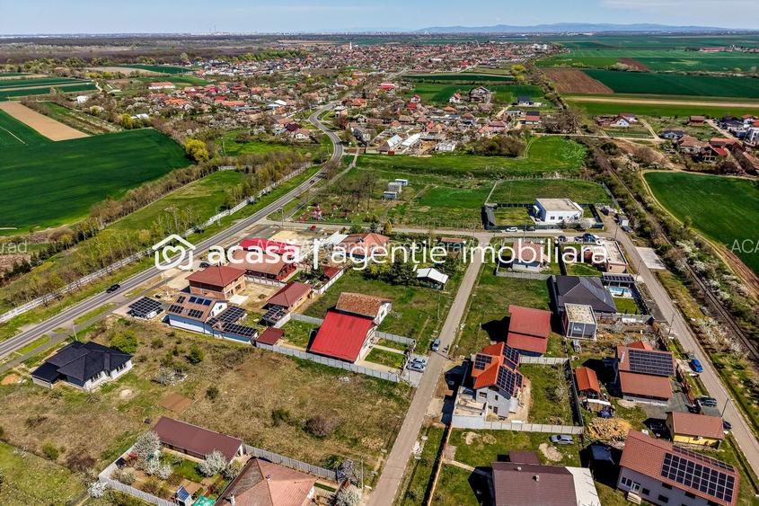 🏡 Casă P+1 la gri | 239 mp construiți | Călugareni -14 km de Arad - 13