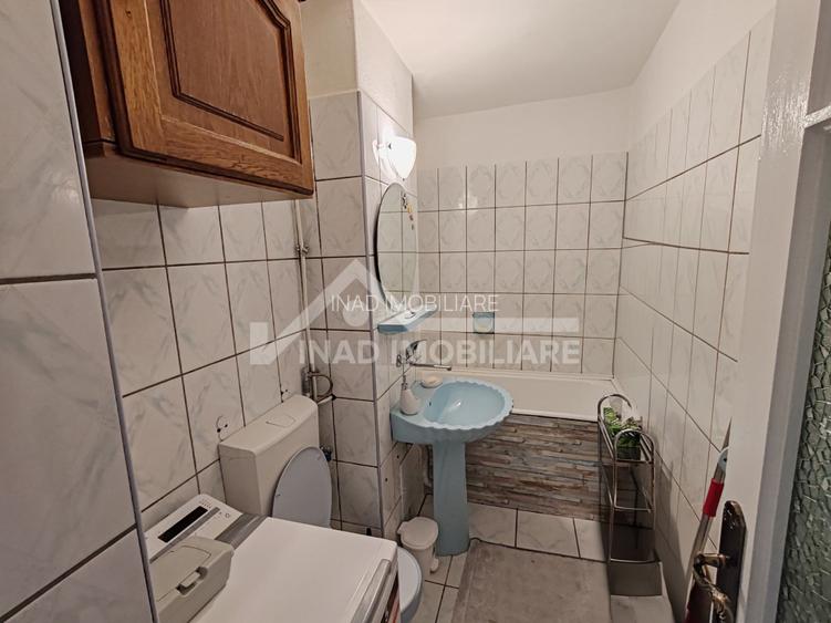Apartament cu 4 camere, 2 bai, 1 balcon,  Manastur Strada Mehedinti - 13