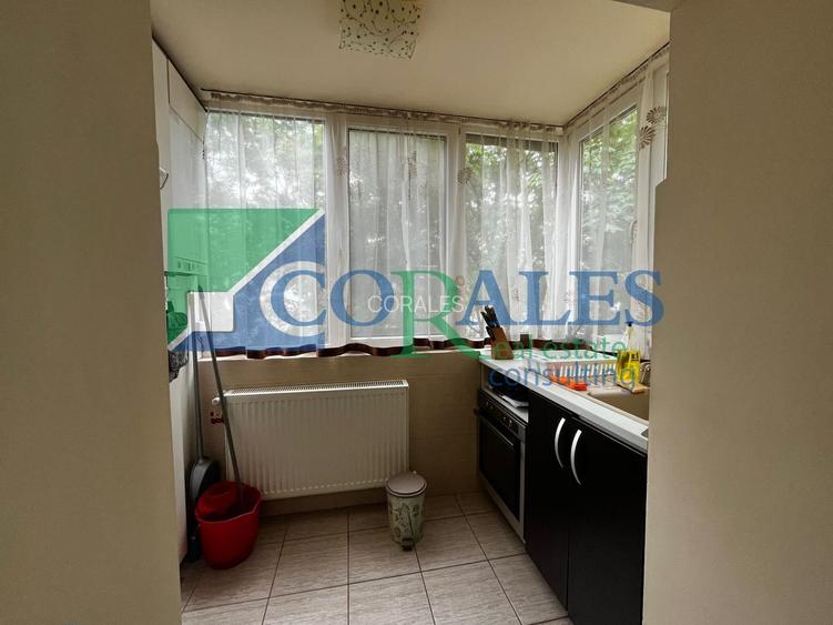 Zona Aradului. 3 camere, etaj 2, decomandat! - 4