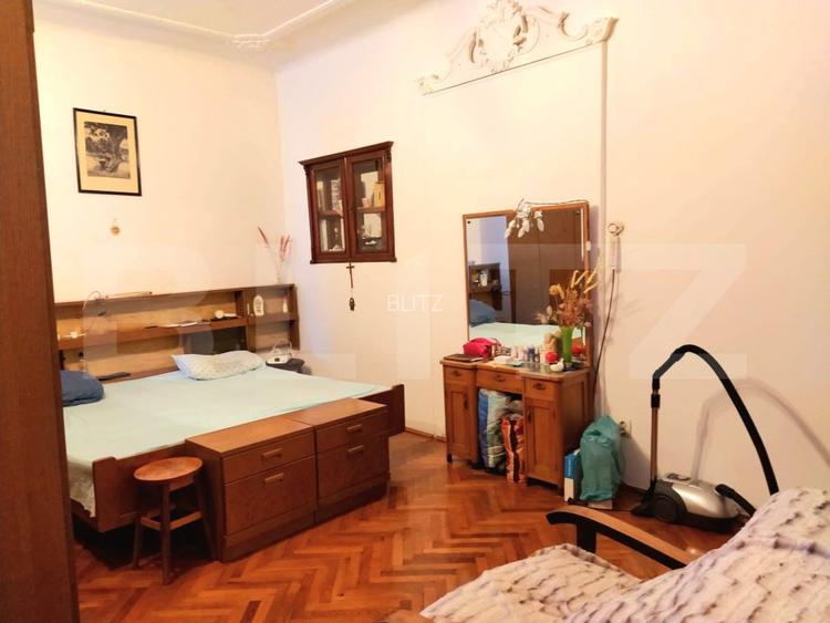 Apartament de vanzare, cu o camera, 73 mp, etaj 1, zona centrala - 2