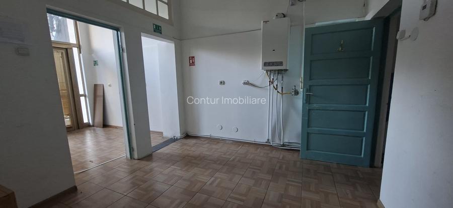 Central - Sp Com - 100 mp  / vitrina stradala 22 m / pretabil orice activitate - 7