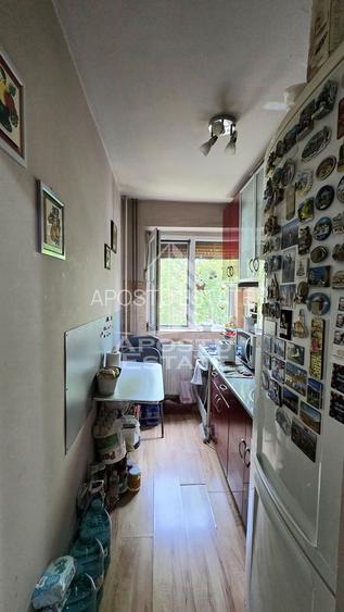 Apartament cu 3 camere, etaj intermediar, zona Dacia - 6