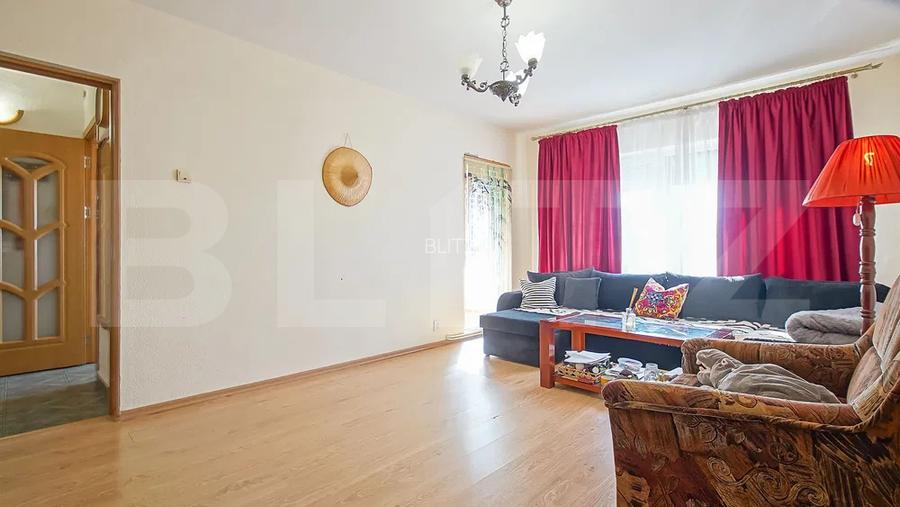 Apartament 3 camere, decomandat cu parcare si beci  - 3