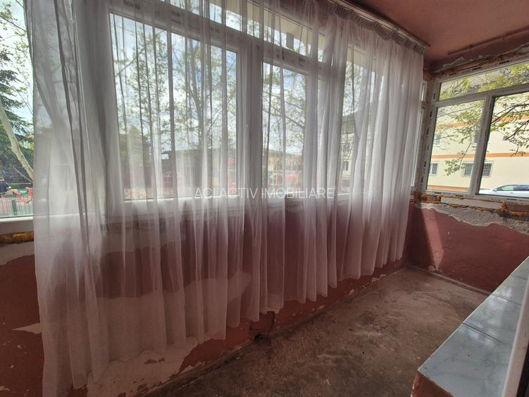 Oras Pantelimon, apartament 3 camere 84mp+boxa, str.  Livezilor - 6