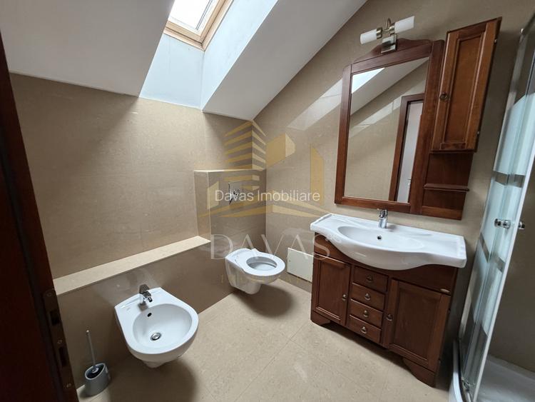 Casa individuala de inchiriat | Europa | Deschidere la 2 strazi - 17