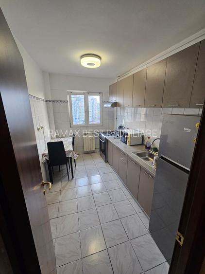 Dristor, chiar la gura de metrou, 5 minute mall Park Lake si parc IOR - 12