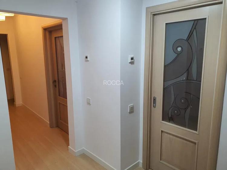 Apartament de 3 camere, decomandat, 2 bai, zona Dristor  - 13