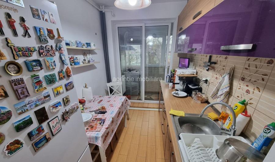 3 camere Decomandat -Centrala gaze -sup 70 metri - 2