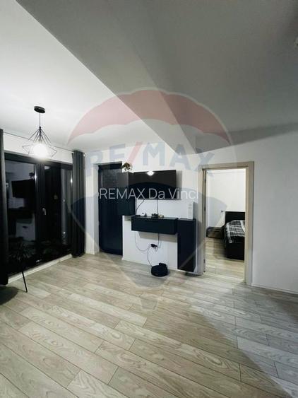 Apartament cu 2 camere de închiriat - 4