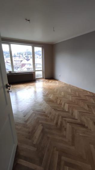 Apartament cu 3 camere  in zona centrala a Brasovului - 4