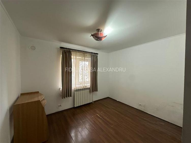 Apartament 4 Camere Tatarasi - 4