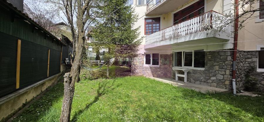 Vila de vanzare  cu 13 camere in Busteni (camin pentru seniori) - 3